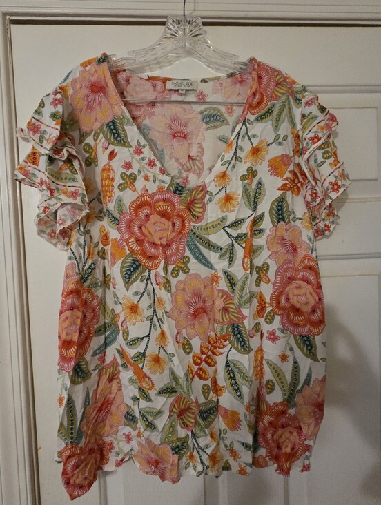 Rachel Zoe Tops - Rachel Zoe White Floral V-Neck Ruffle Sleeve Blouse